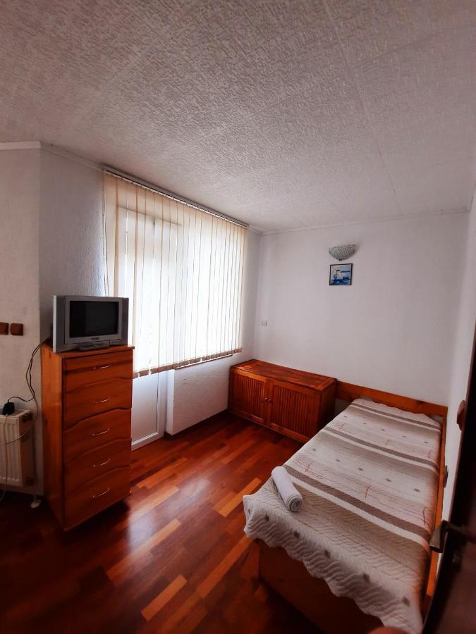 Guesthouse Classic Dospat Eksteriør billede